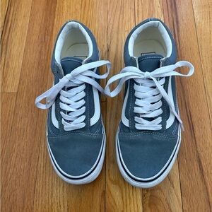 Grayish-blue ‘Skate Old Skool Shoe’ Vans size 8